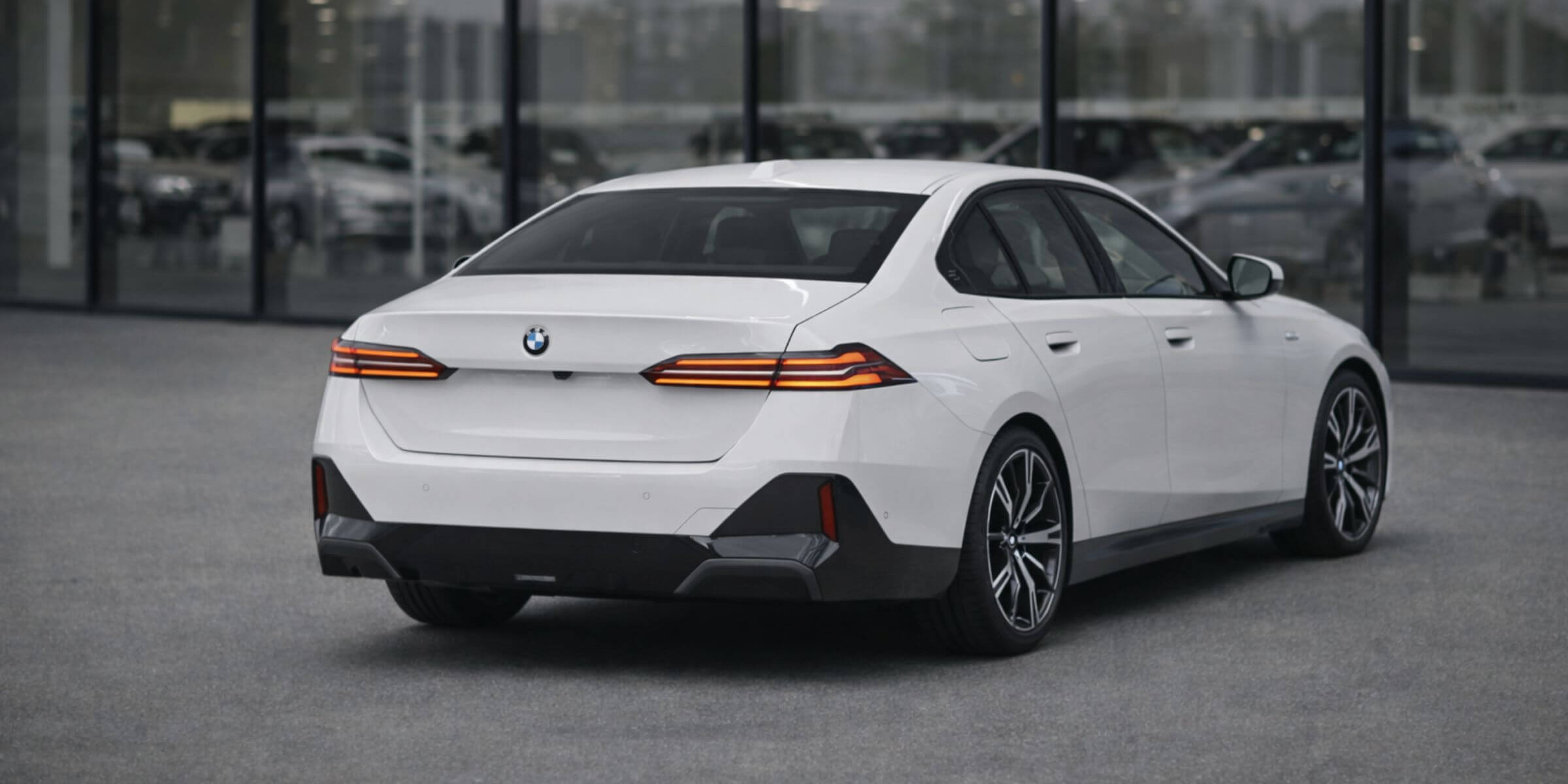 BMW 5 Series 20d Msport Pro – zdjęcie 2