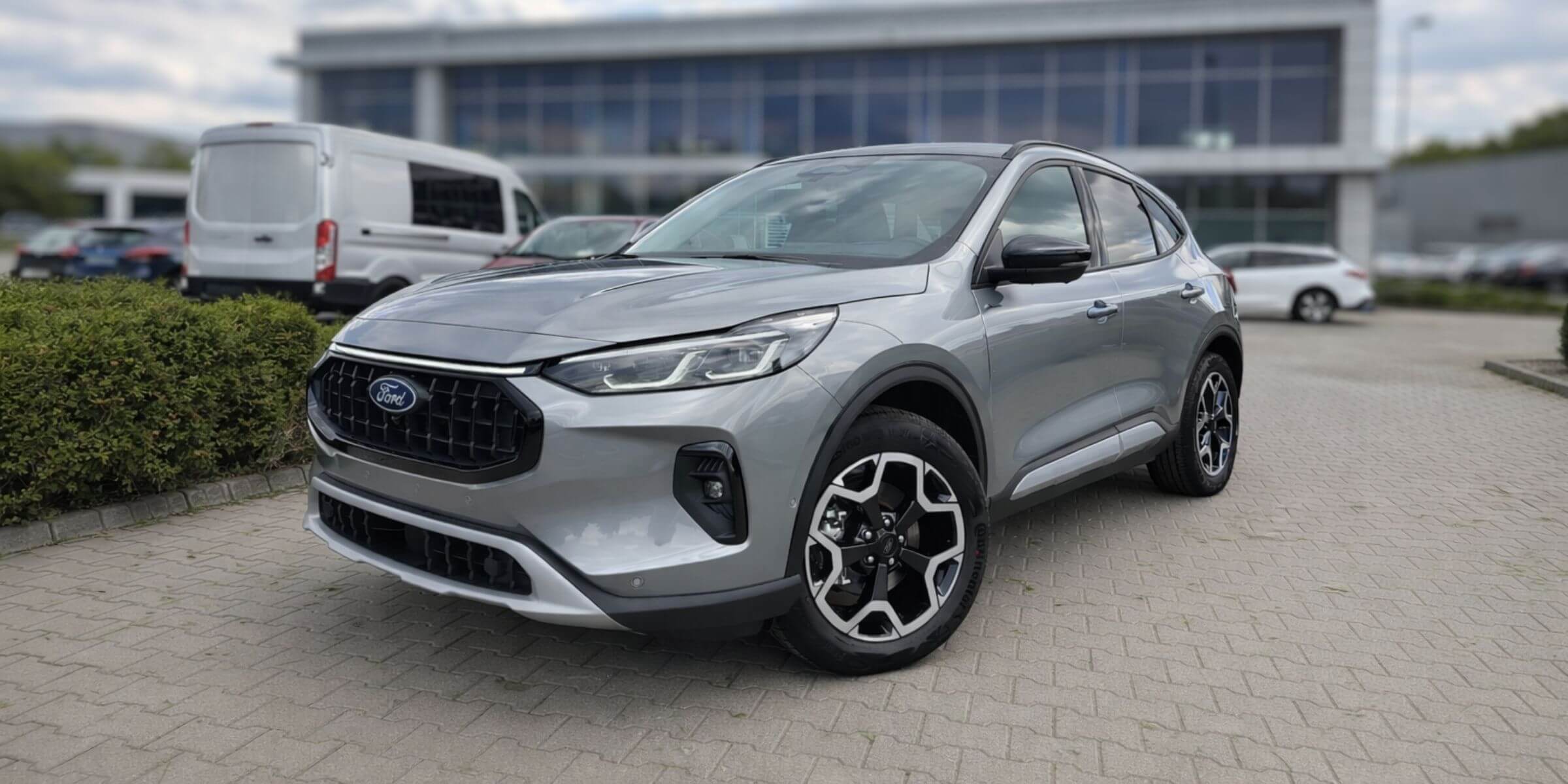 Ford Kuga 2.5 180KM Titanium w najmie długoterminowym