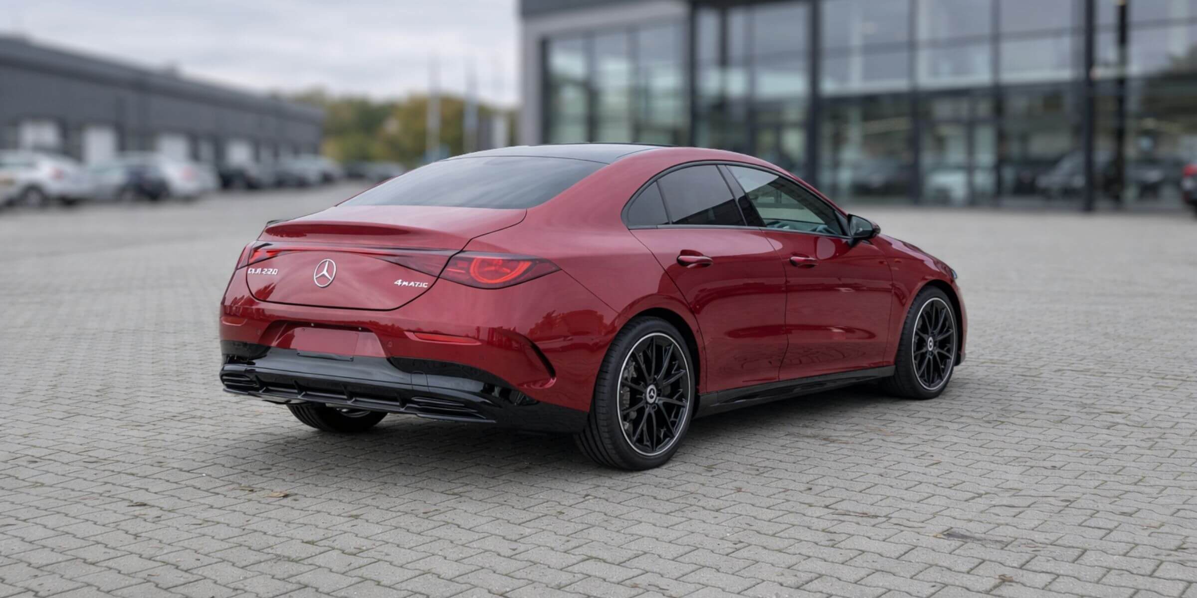 Mercedes-Benz CLA 200 AMG Line – zdjęcie 4