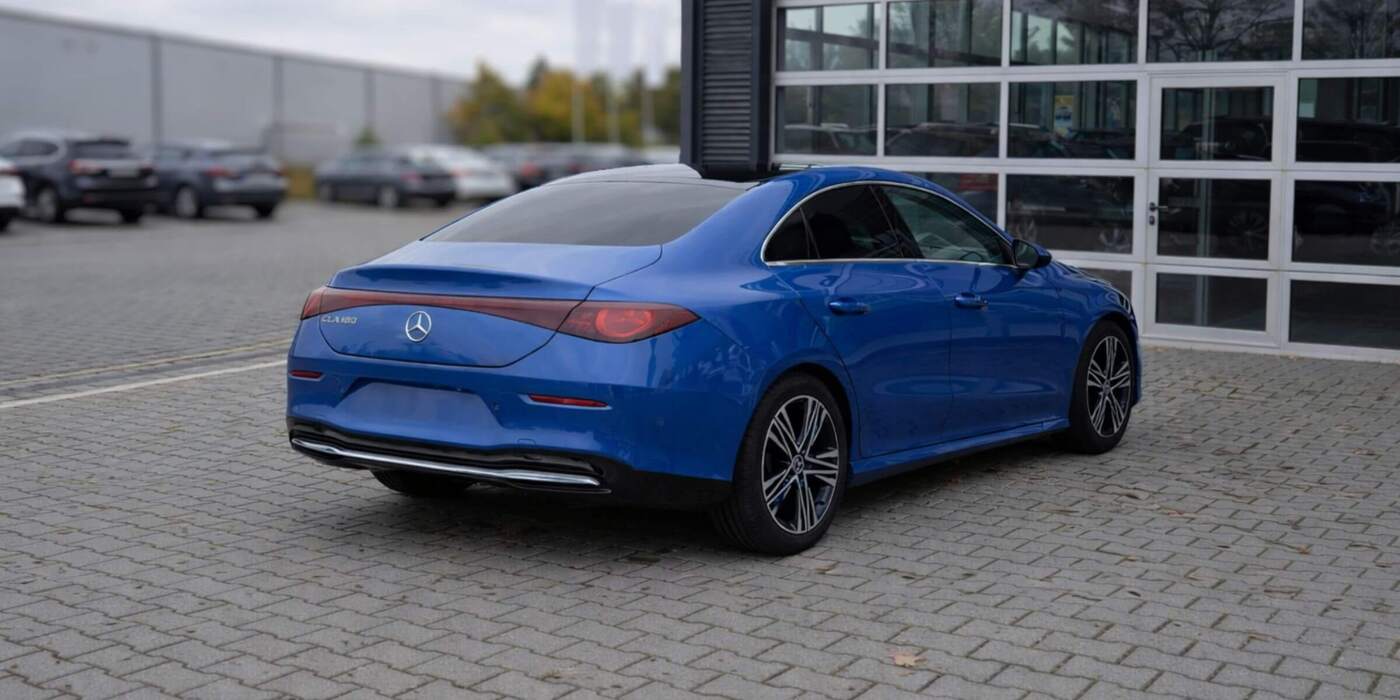 Mercedes-Benz CLA 200 Linia AMG – zdjęcie 3