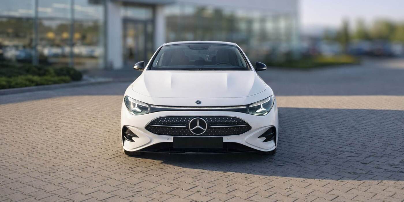 Mercedes-Benz CLA 200 Linia AMG – zdjęcie 4