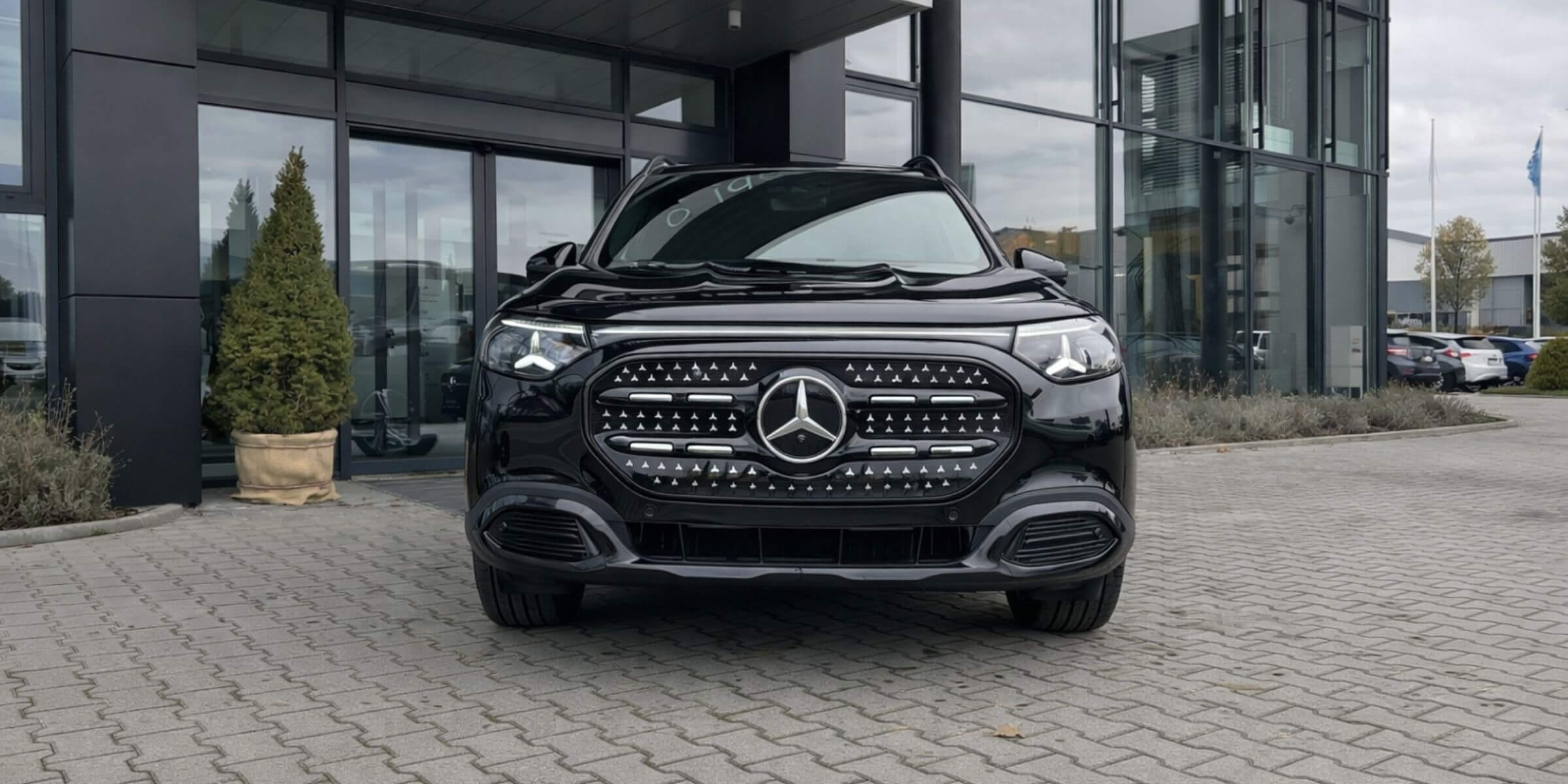 Mercedes-Benz GLB 200 AMG Line – zdjęcie 4