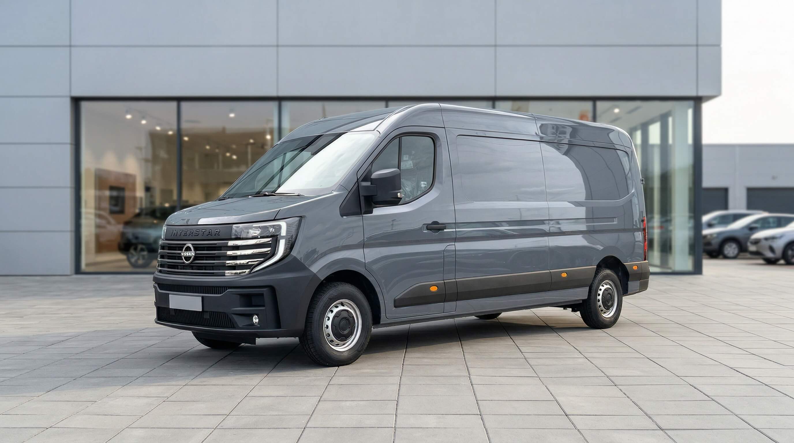 Nissan Interstar Furgon L3H2 3-osobowy w najmie długoterminowym
