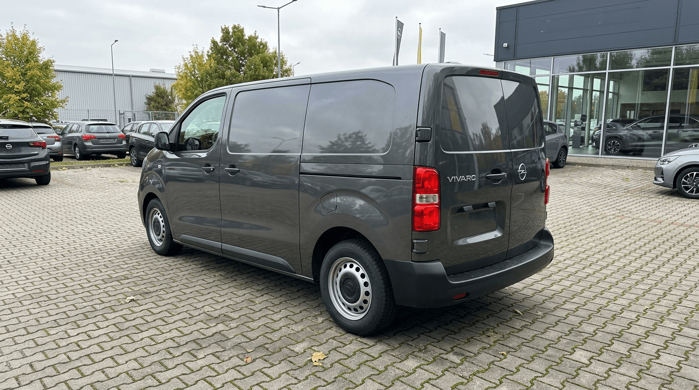Opel Vivaro 2.2 150KM Furgon XL – zdjęcie 3