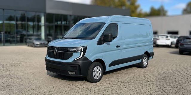 Renault Master Furgon L2H2 FWD 3-os.