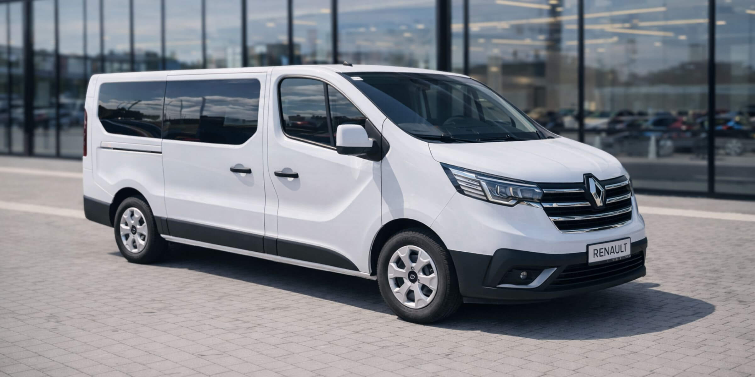 Renault Trafic 2.0 150KM Combi – zdjęcie 4