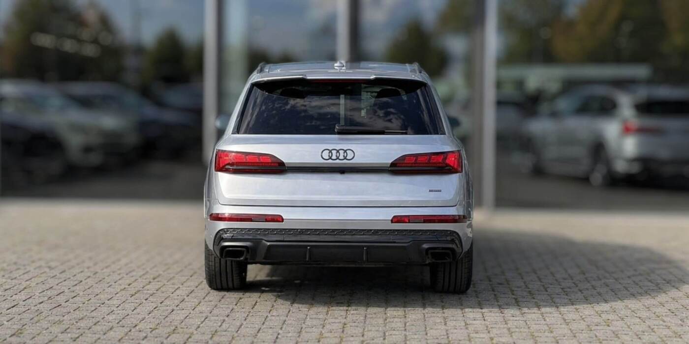 Audi Q7 50 TDI S Line – zdjęcie 2