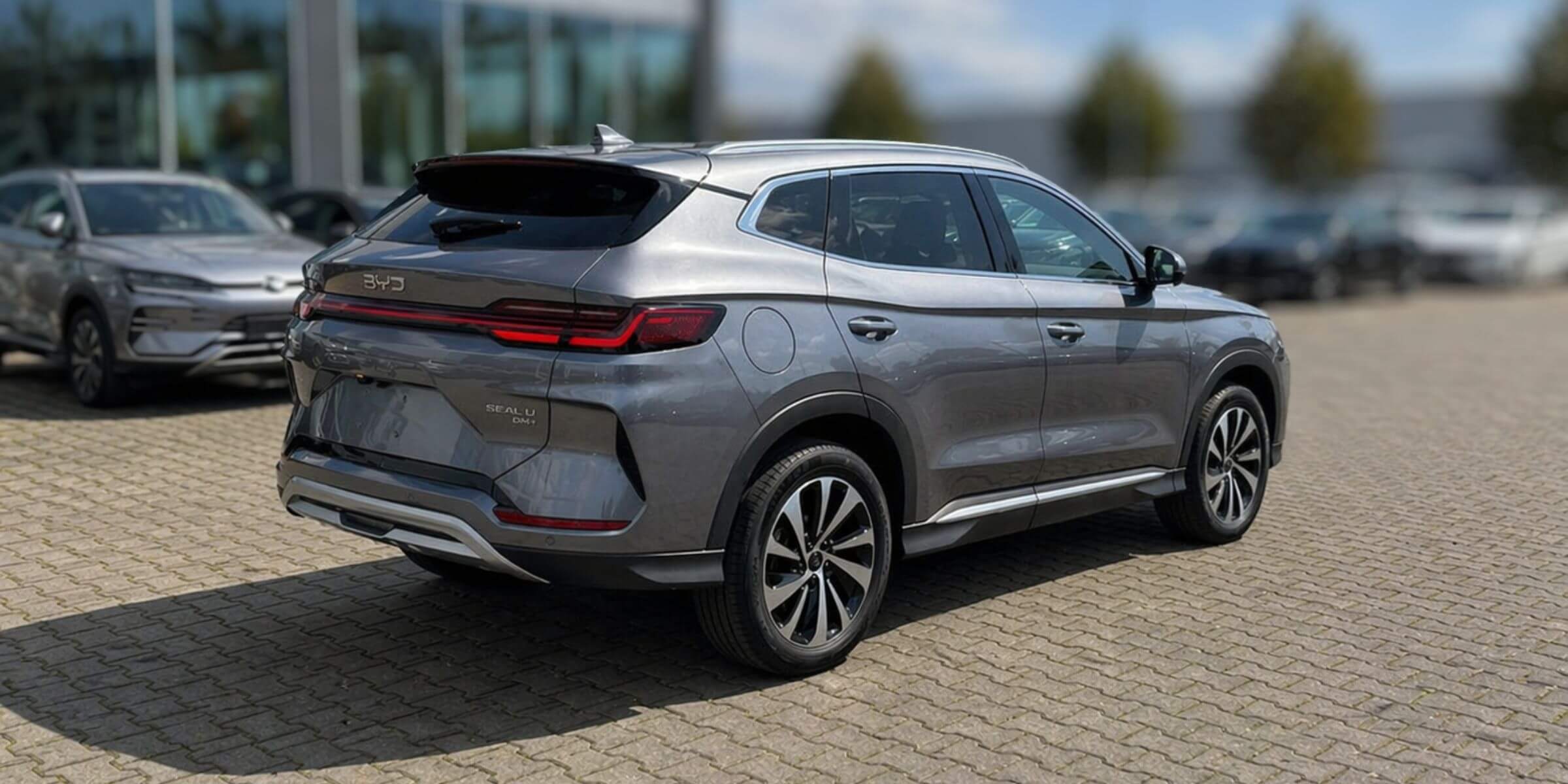 BYD Seal U DM-i Design 324 KM AWD – zdjęcie 4