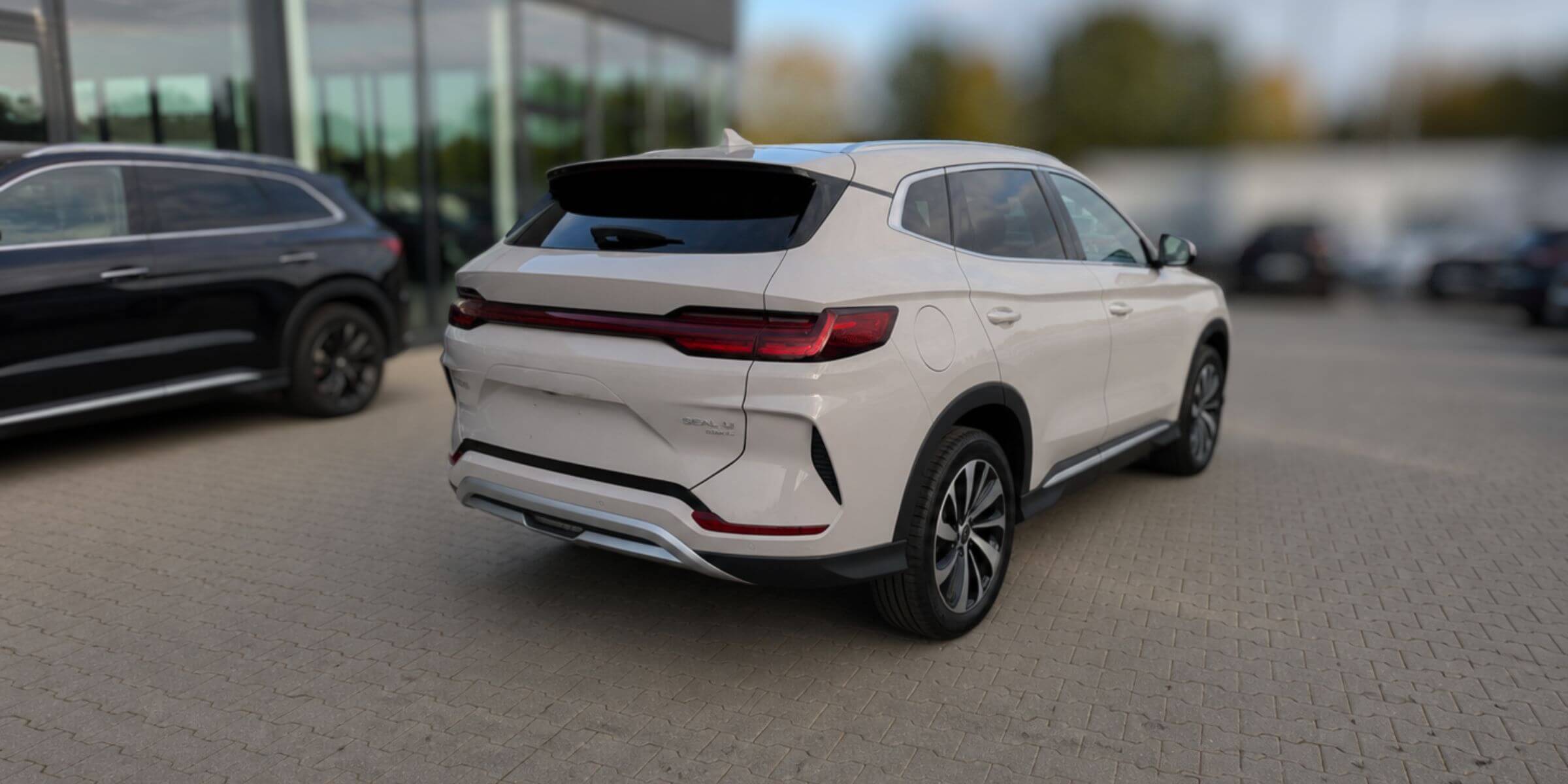 BYD Seal U DM-i Design 324 KM AWD – zdjęcie 3