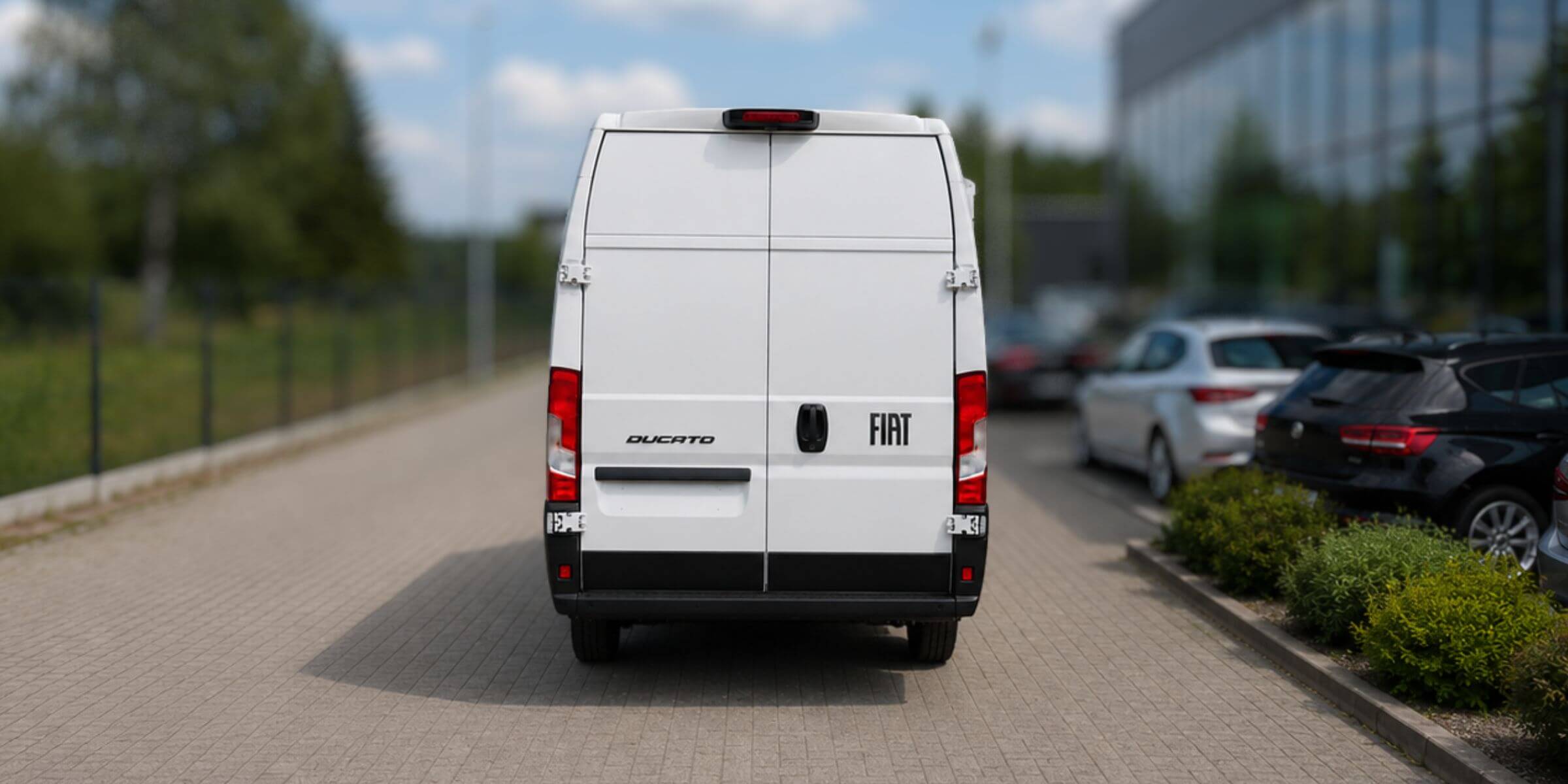 Fiat Ducato Furgon L4H3 3-os. – zdjęcie 2
