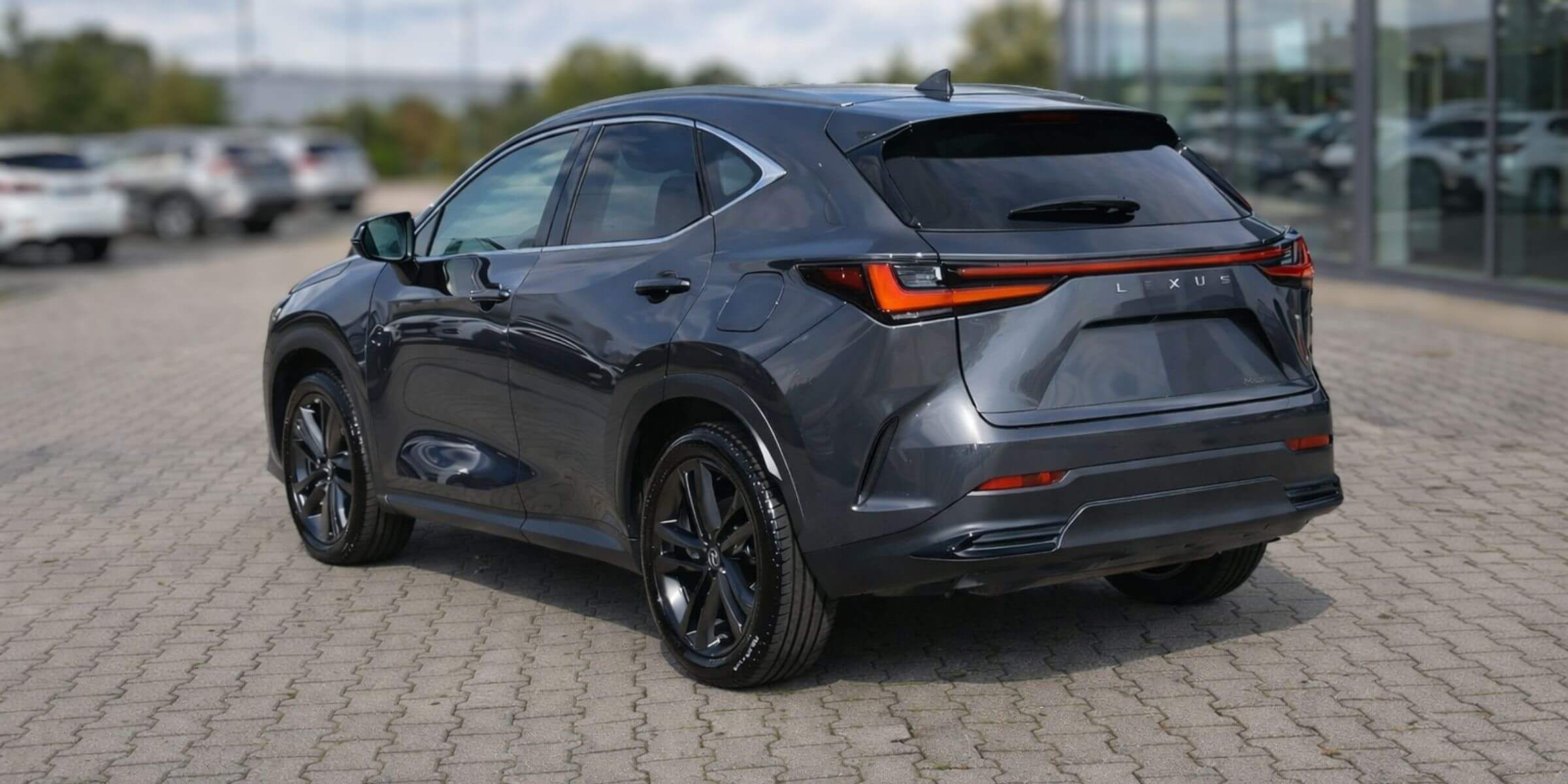 Lexus NX 350h Prestige – zdjęcie 4