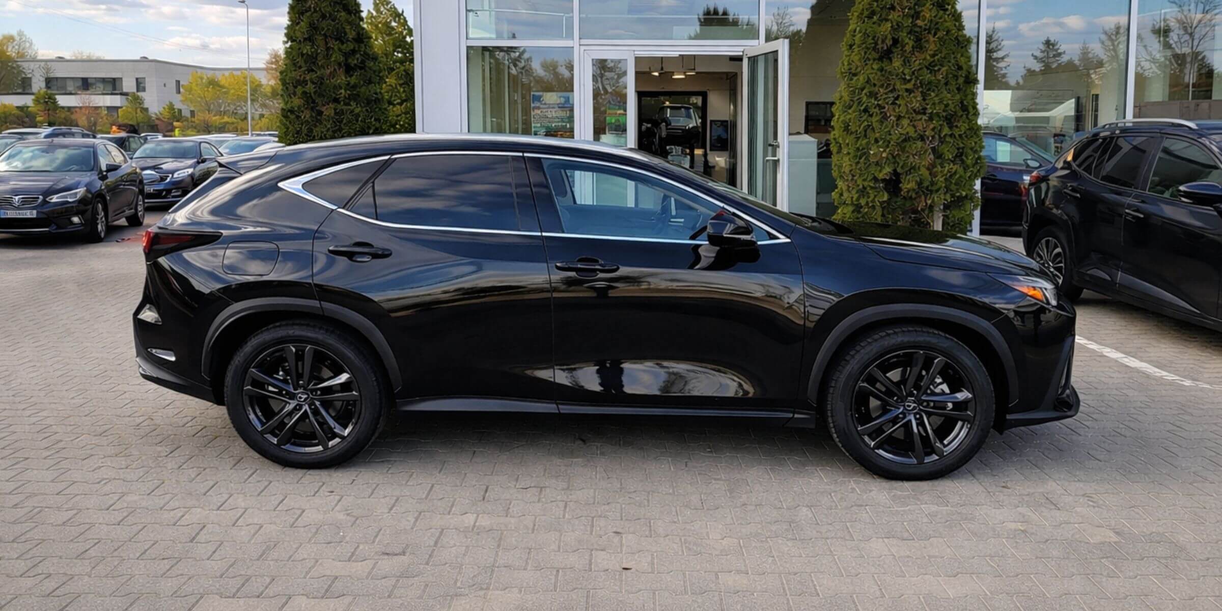 Lexus NX 350h – zdjęcie 3