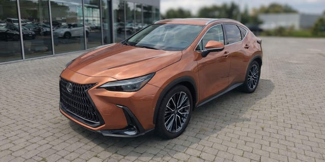 Lexus NX 350h E-FOUR