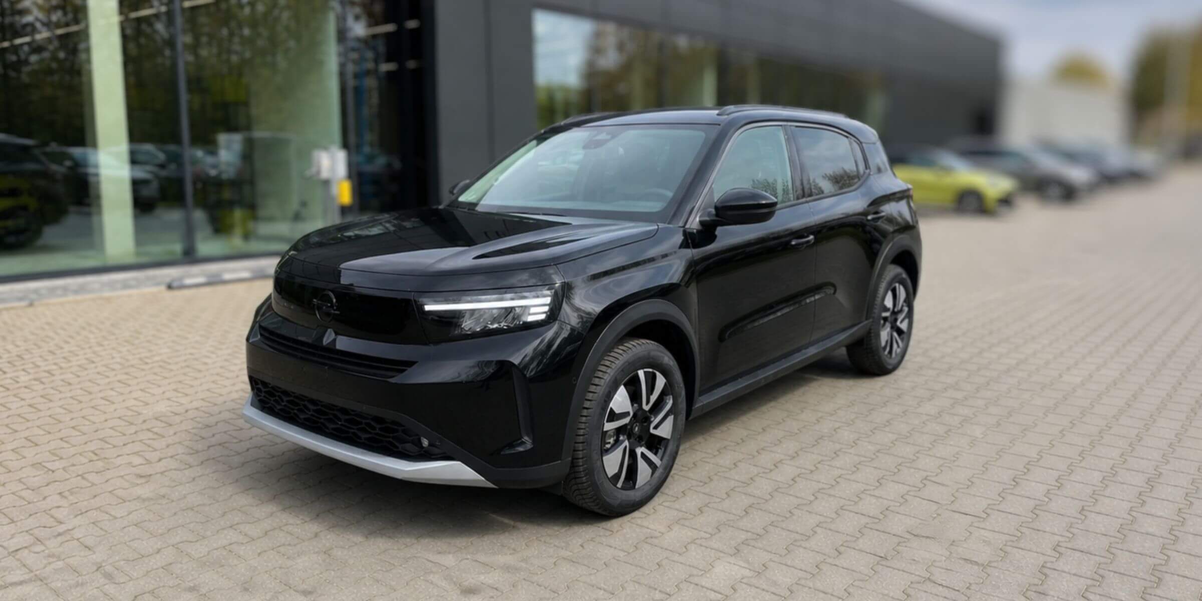 Opel Frontera Hybrid 1.2 Turbo 145KM w najmie długoterminowym