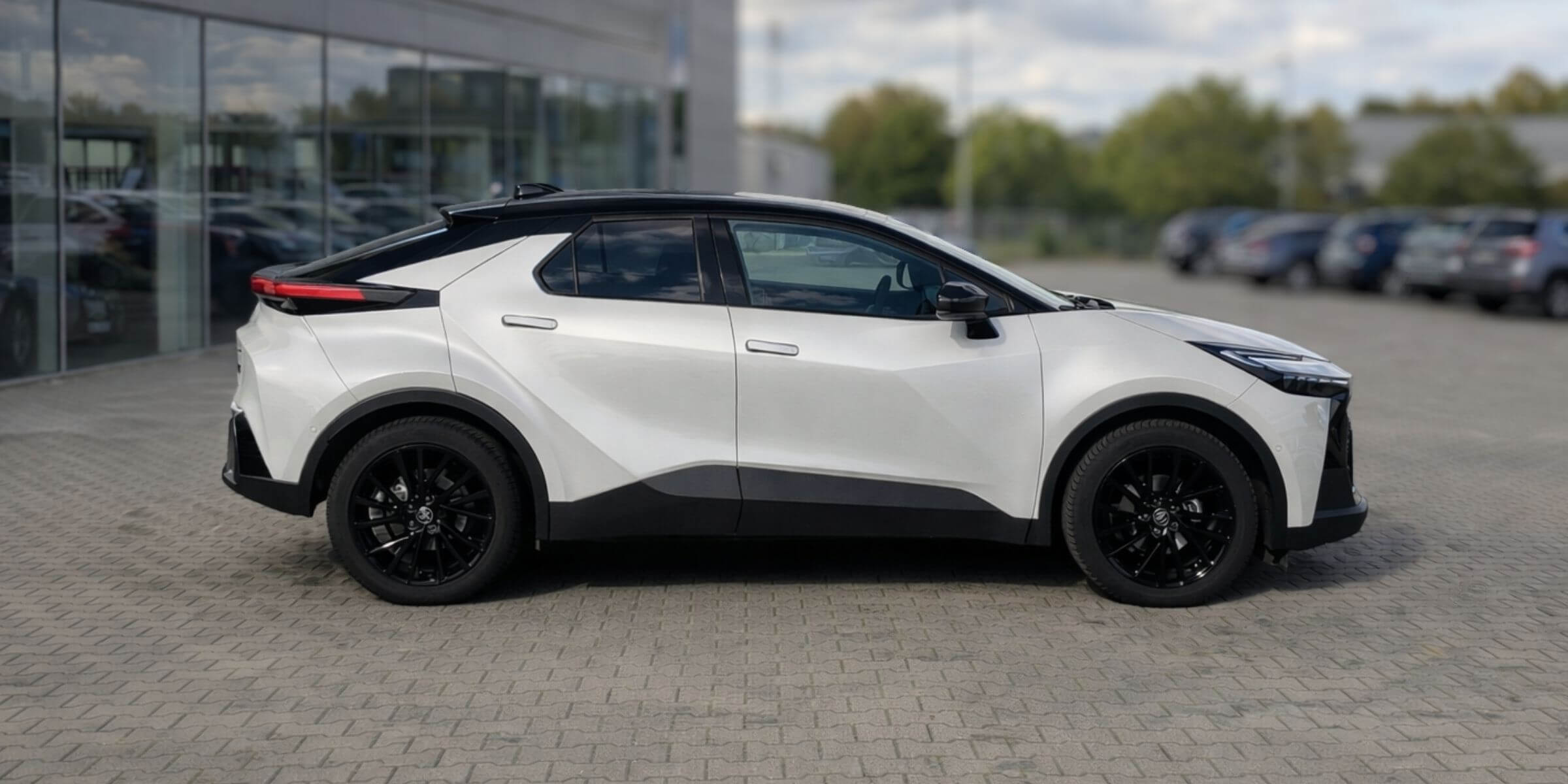 Toyota C-HR GR SPORT – zdjęcie 3