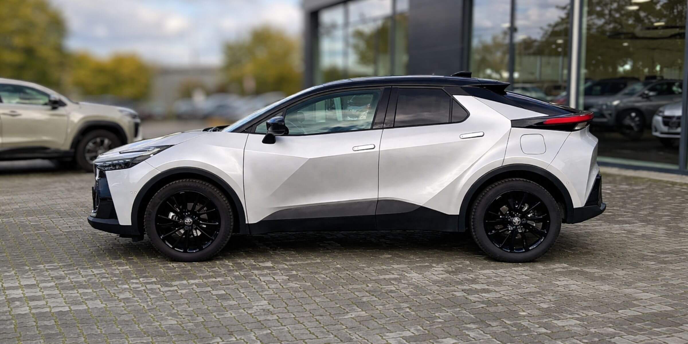 Toyota C-HR GR SPORT – zdjęcie 4