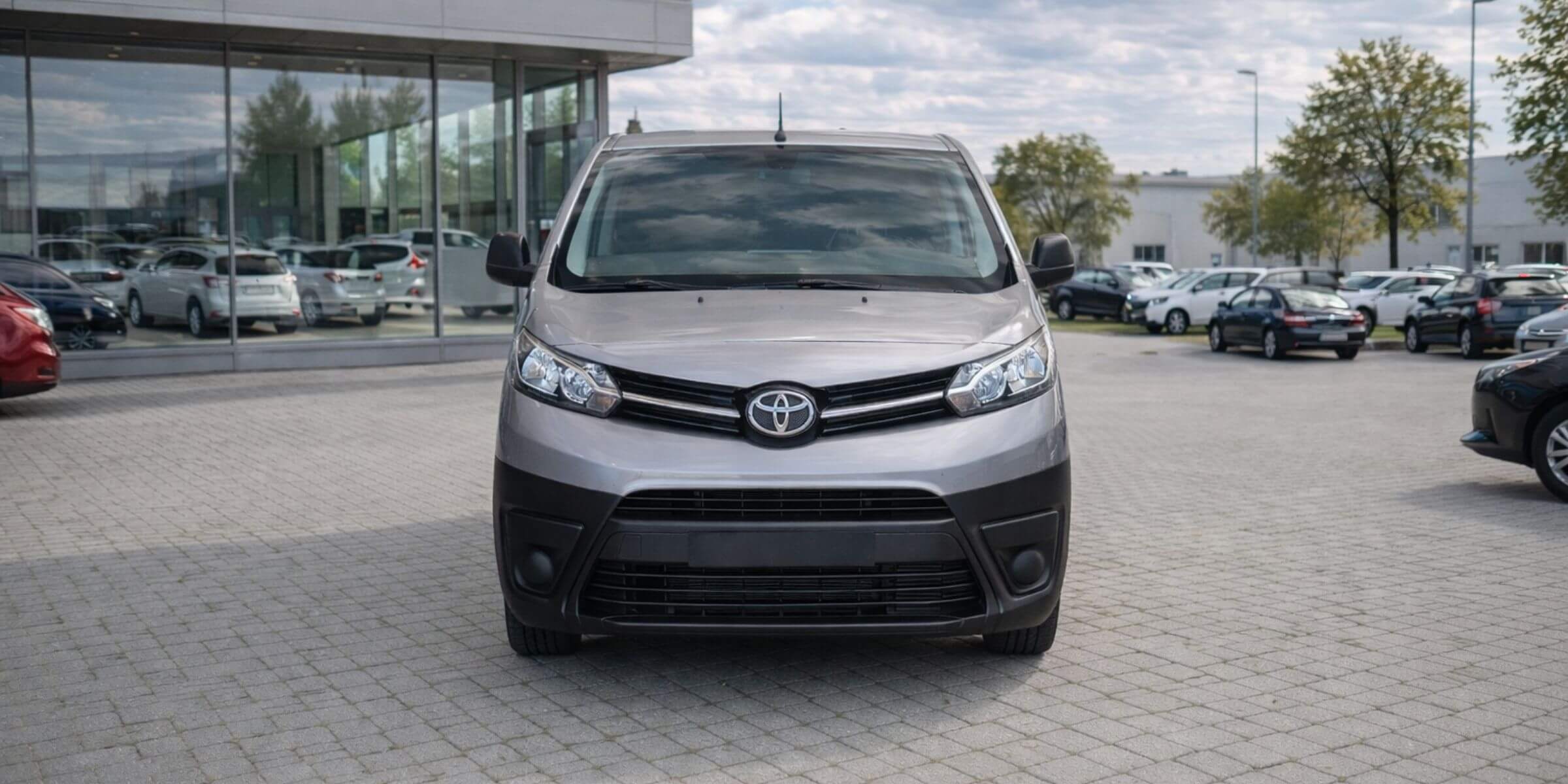 Toyota PROACE ACTIVE Long Furgon – zdjęcie 3