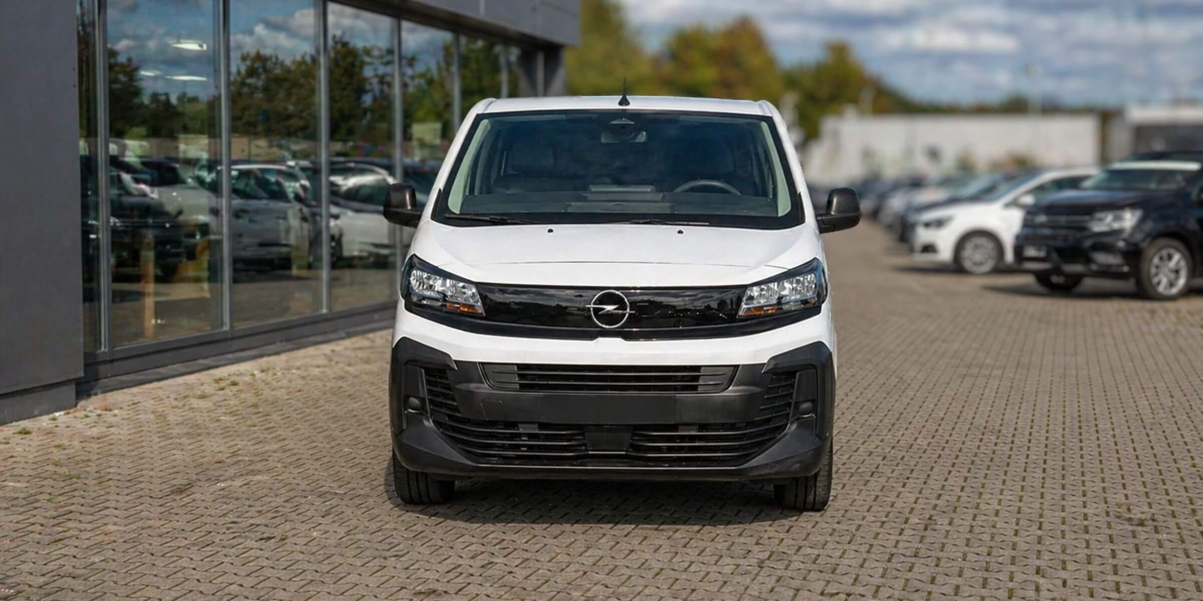 Opel Vivaro Brygadowy XL 6-os.