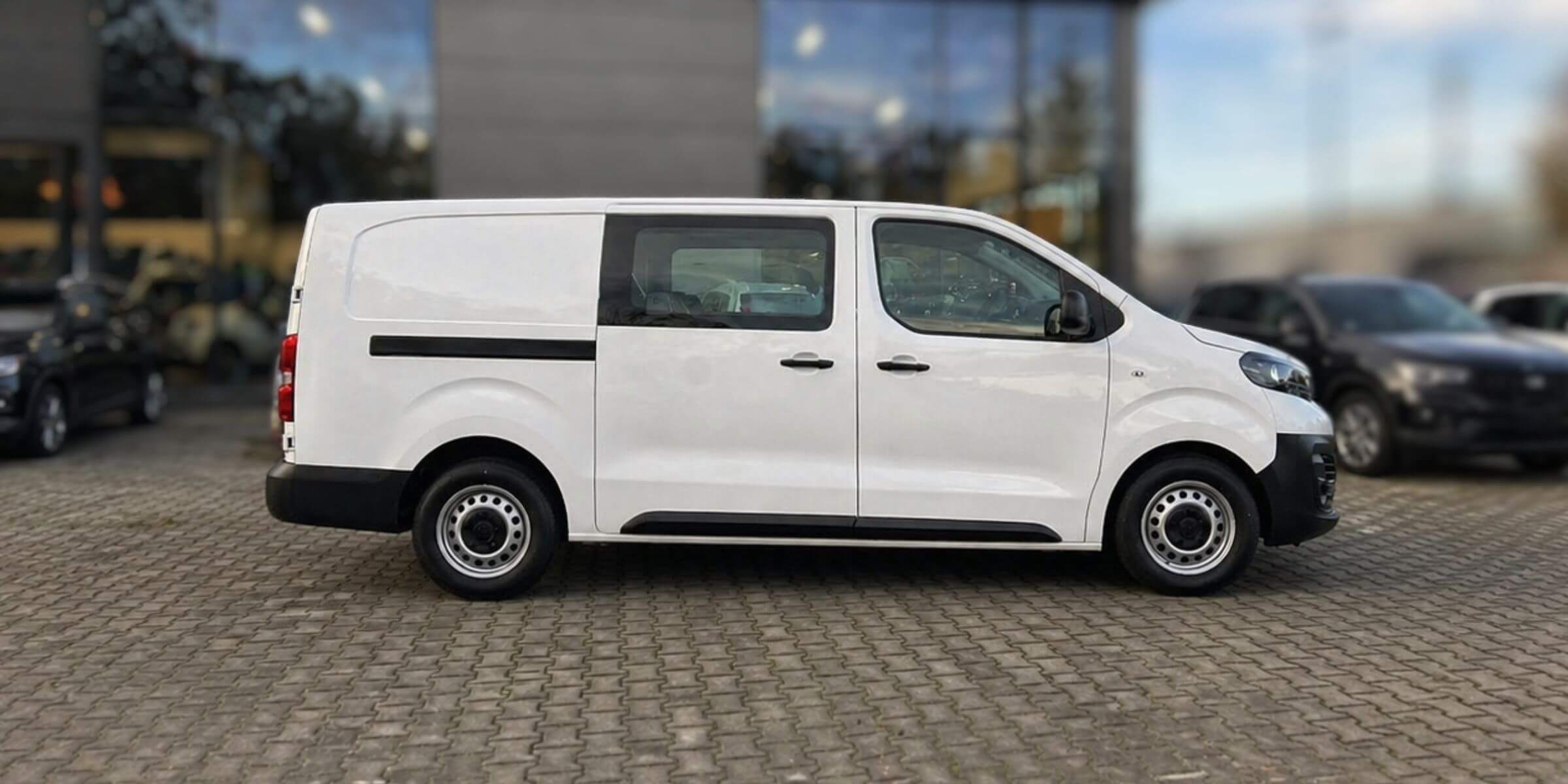 Opel Vivaro Brygadowy XL 6-os.