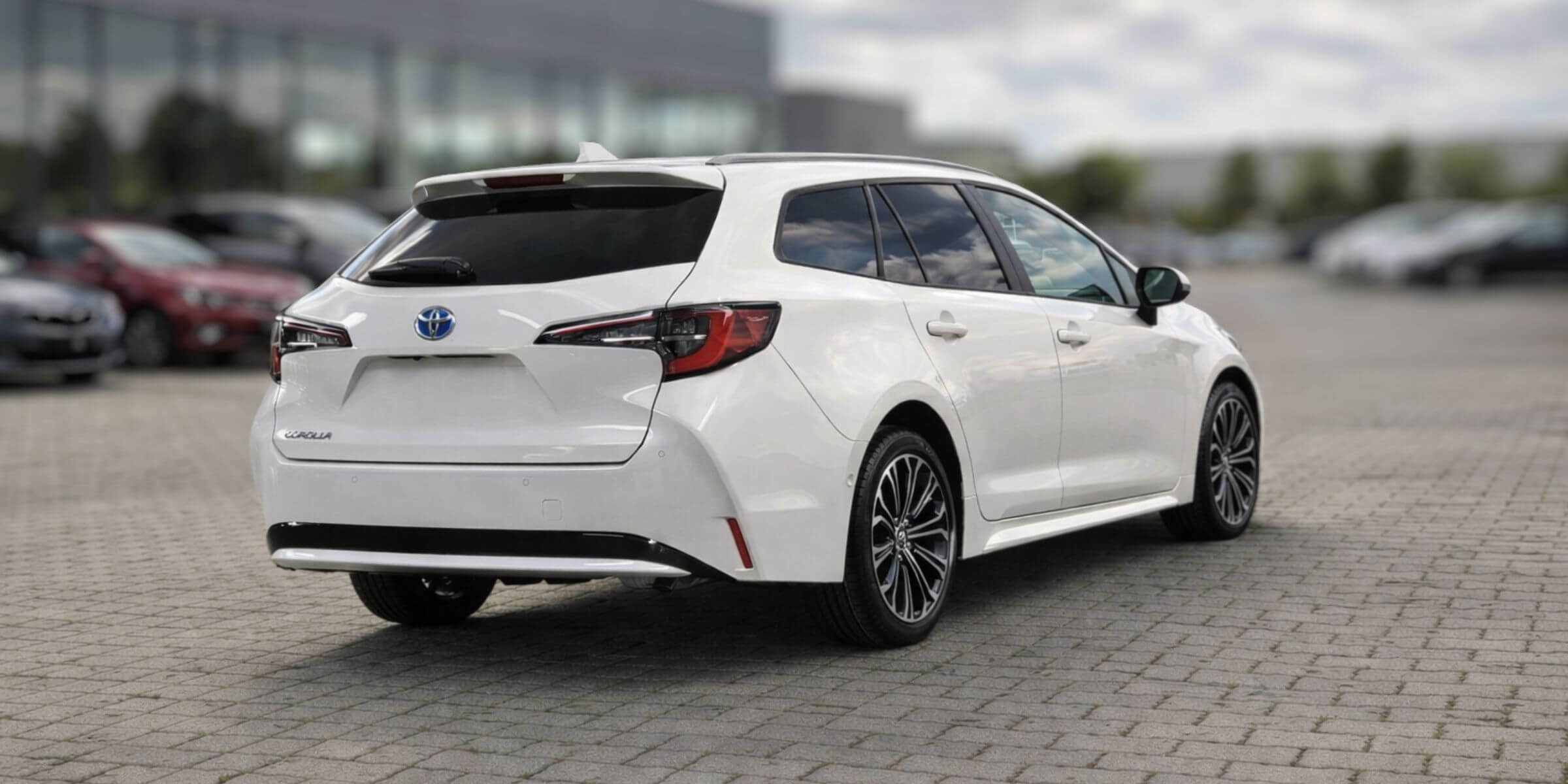 Toyota Corolla 1.8 Hybrid Comfort + tech